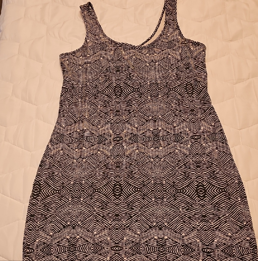Patterned Black and White Women's Dress
